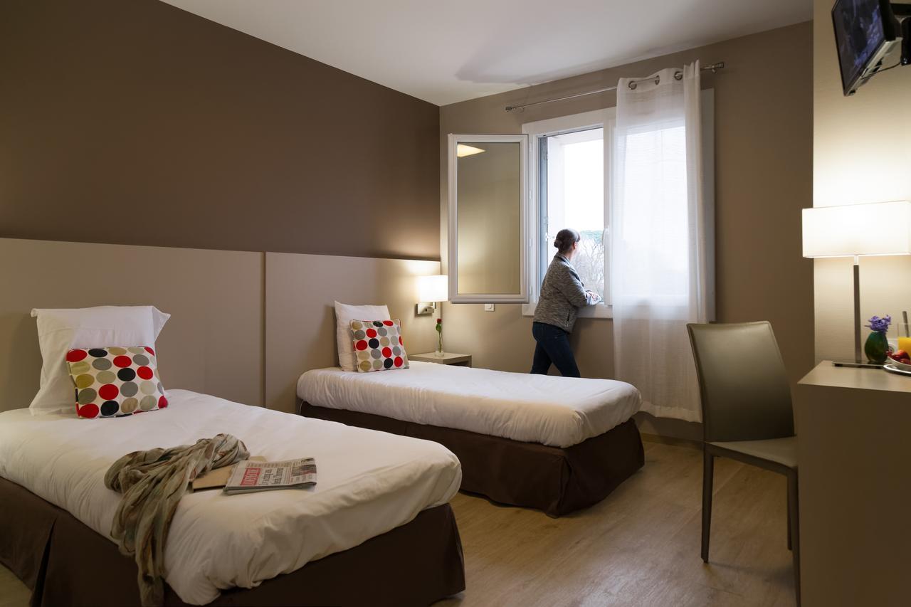 Logis Hotel & Restaurant Le Pardaillan Gondrin Eksteriør billede